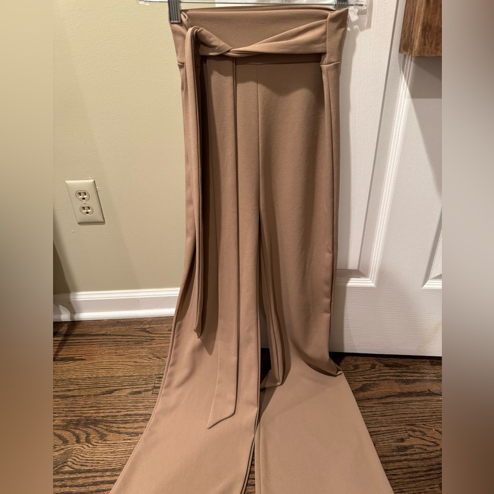 Windsor pants size medium